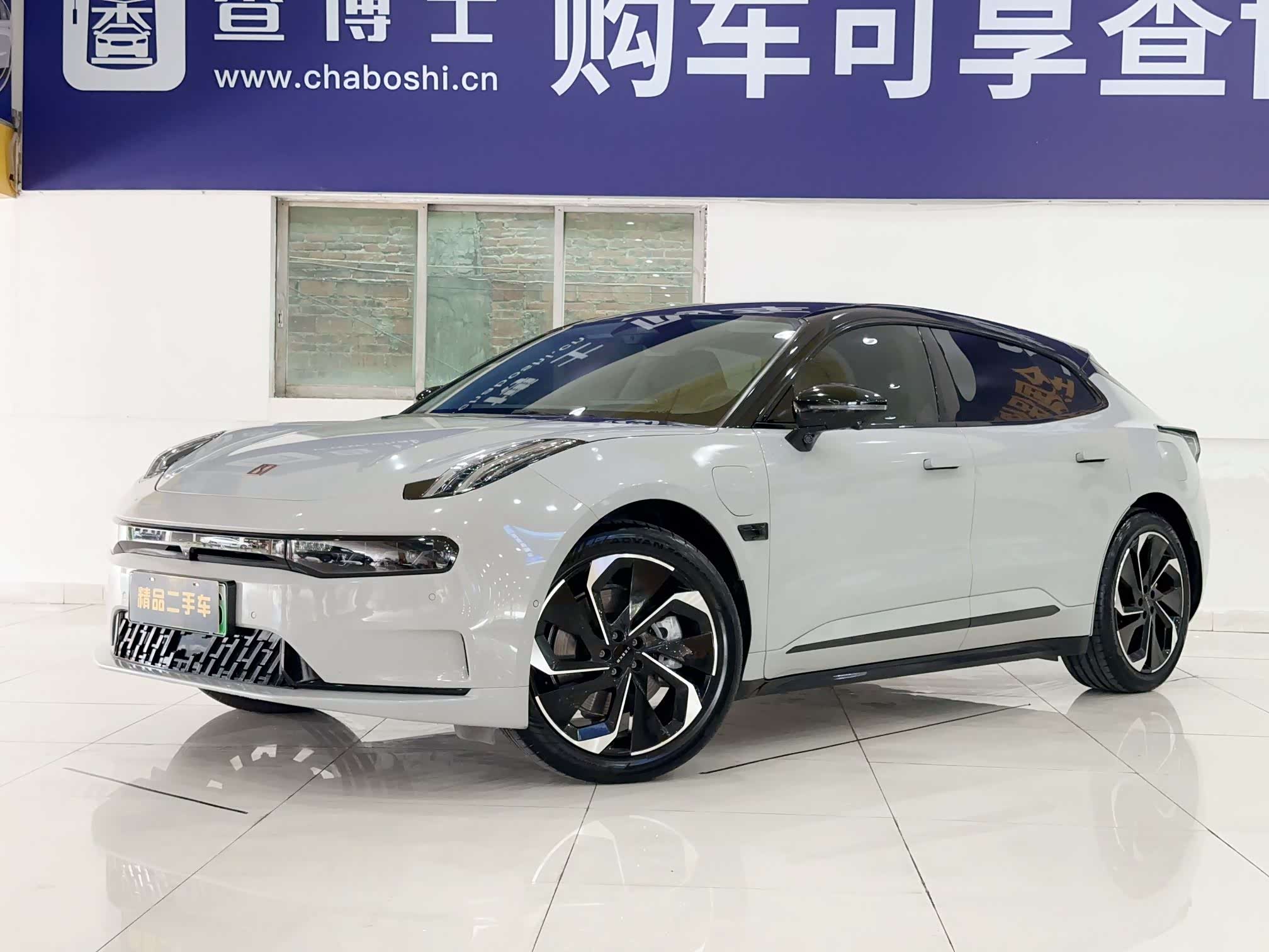 Zeekr 001