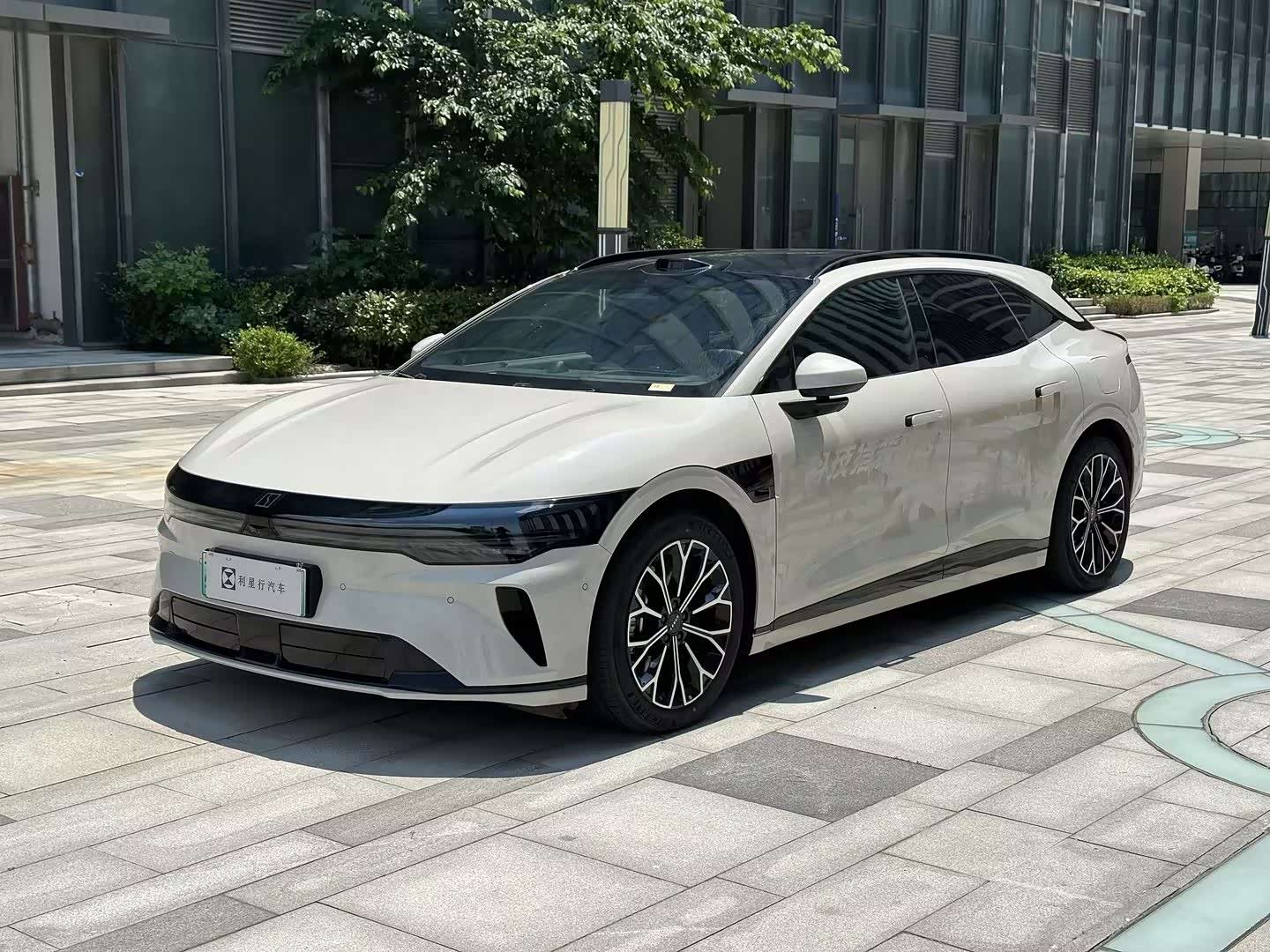 Zeekr 007GT