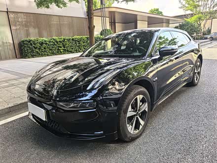 Zeekr 001