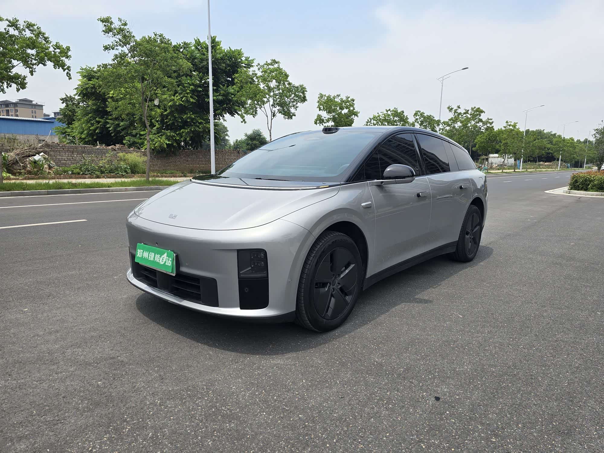 LiXiang i6