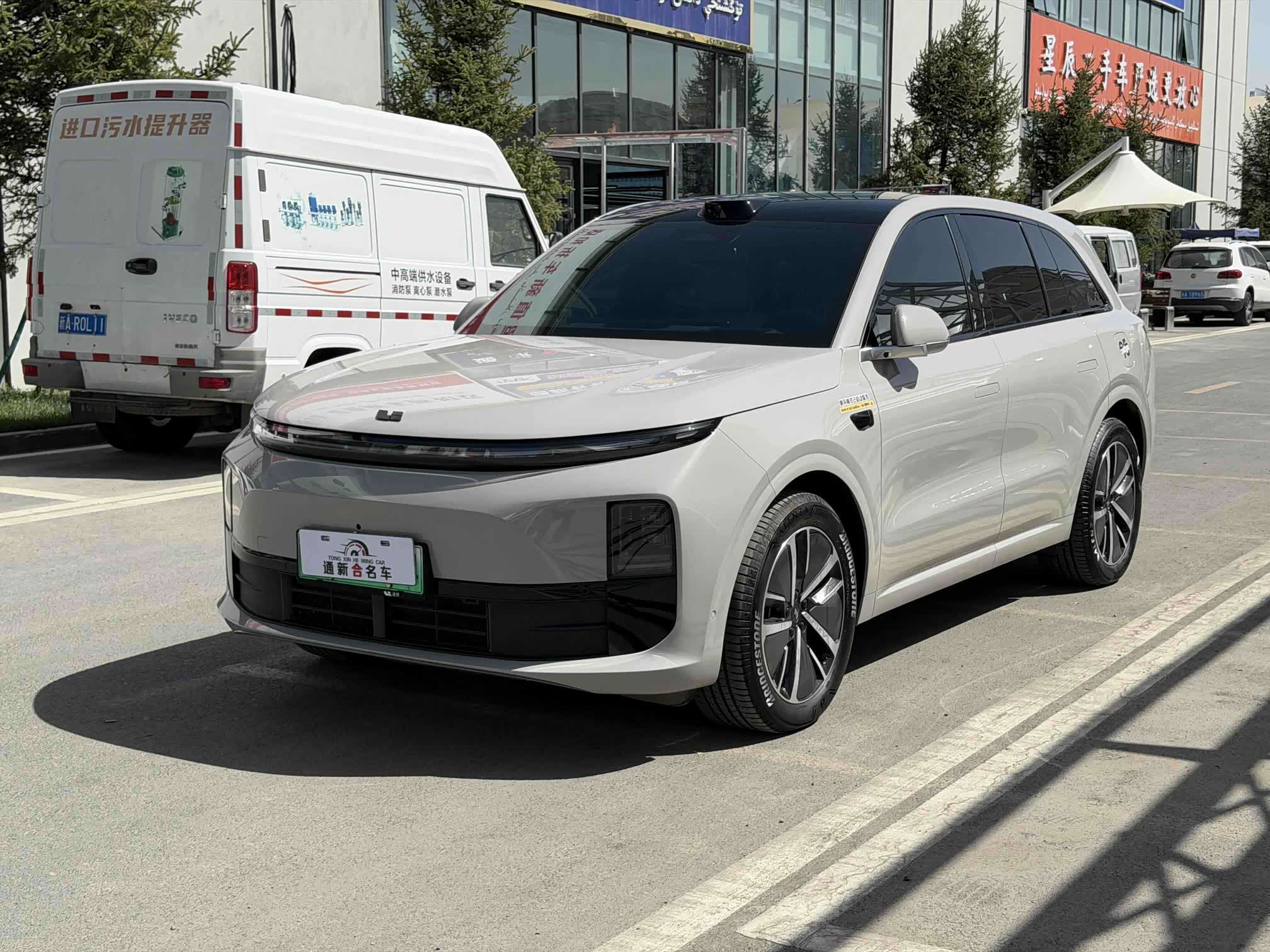 LiXiang L6