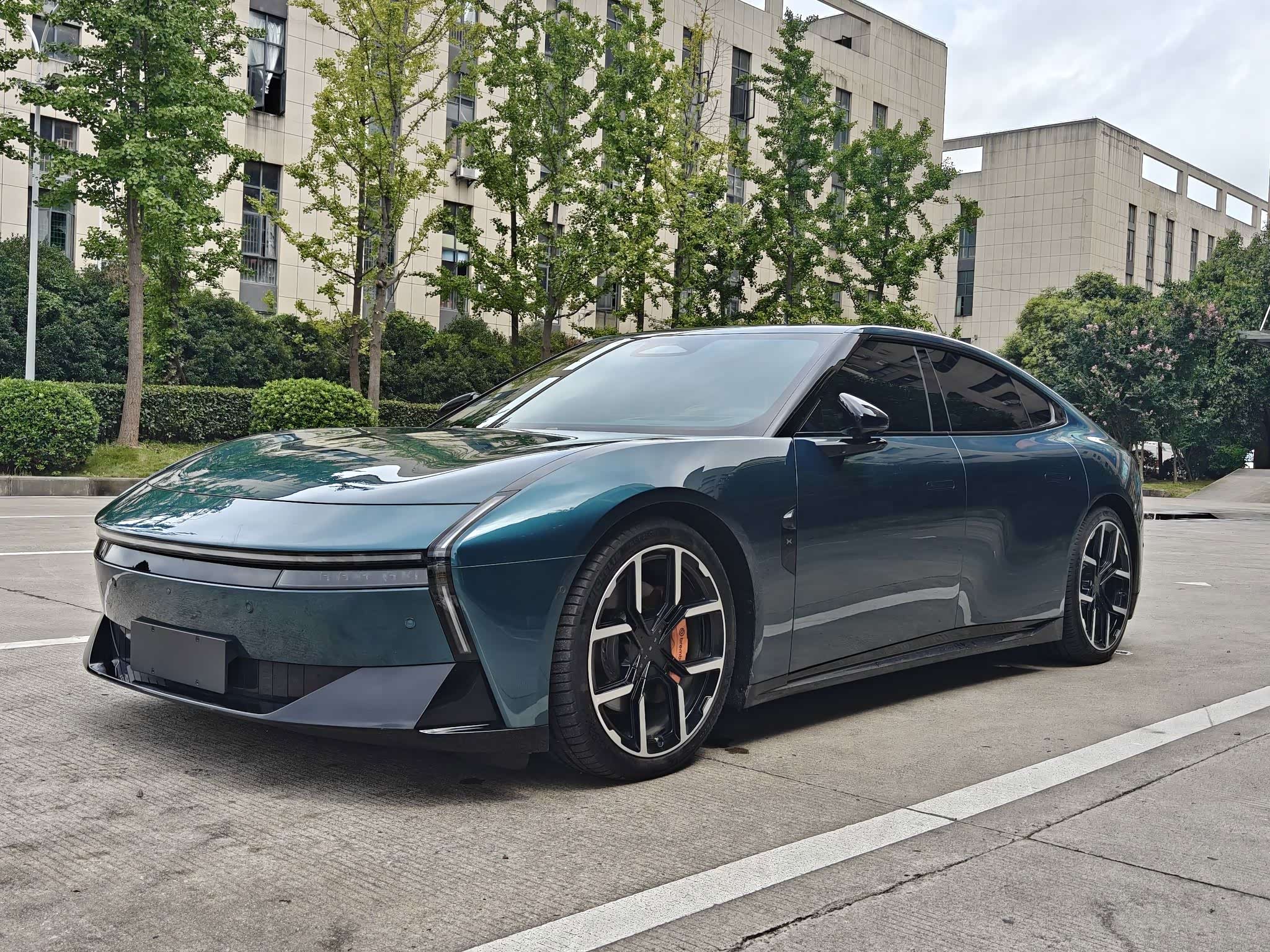 Xpeng P7