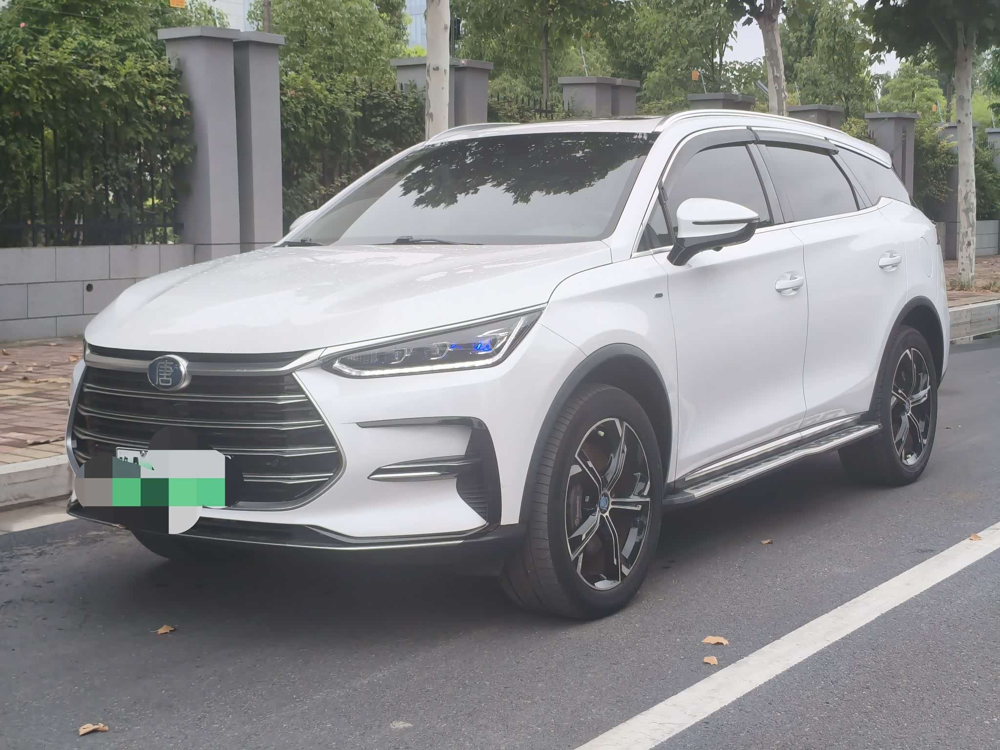 BYD Tang
