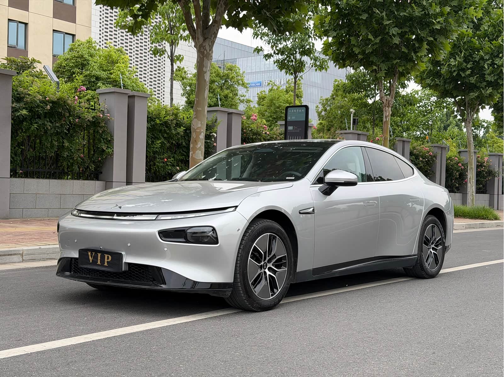 Xpeng P7
