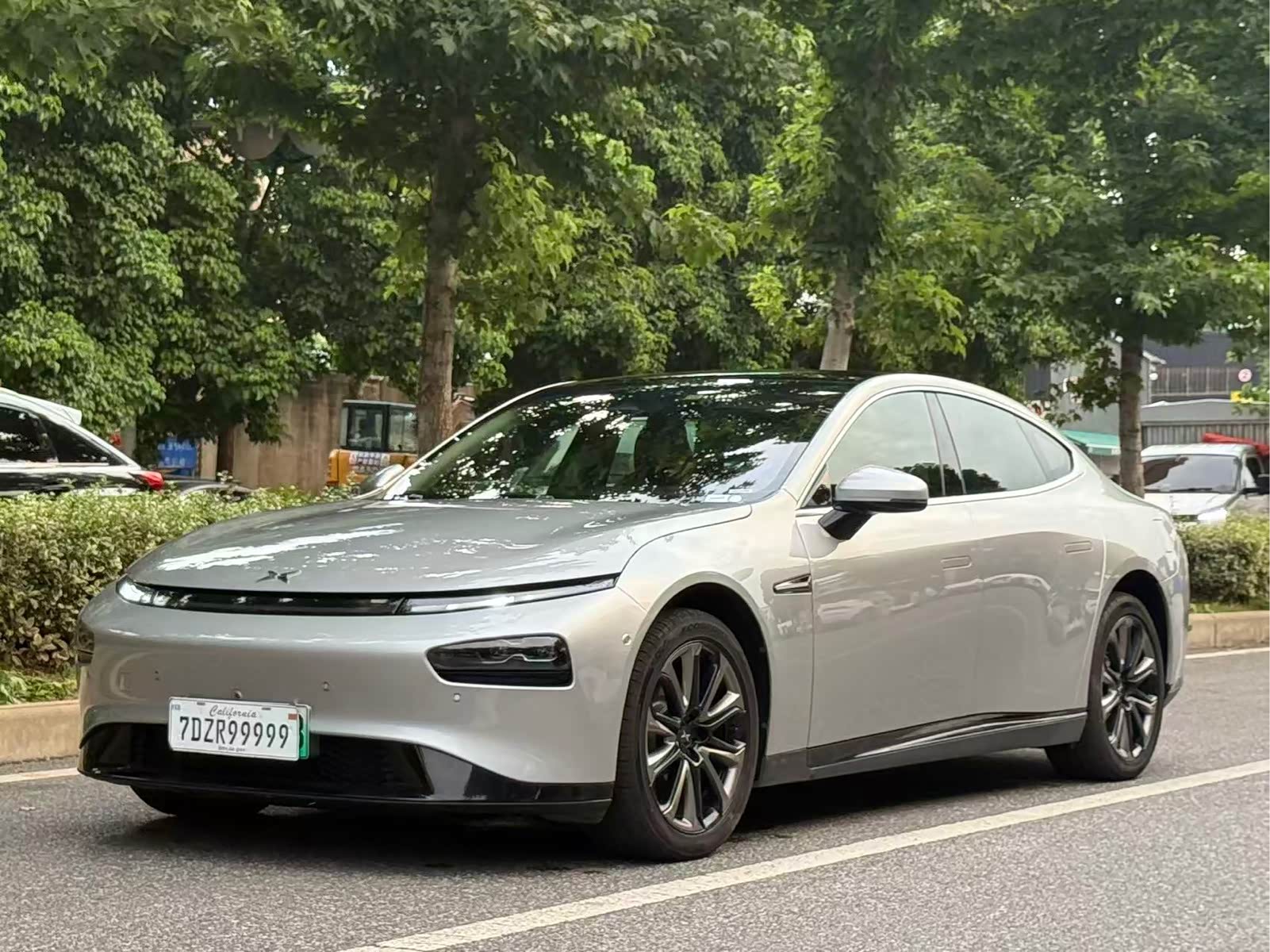 Xpeng P7