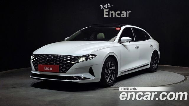 Hyundai Grandeur, Белый