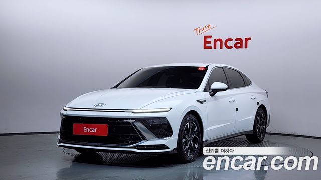 Hyundai Sonata, Белый